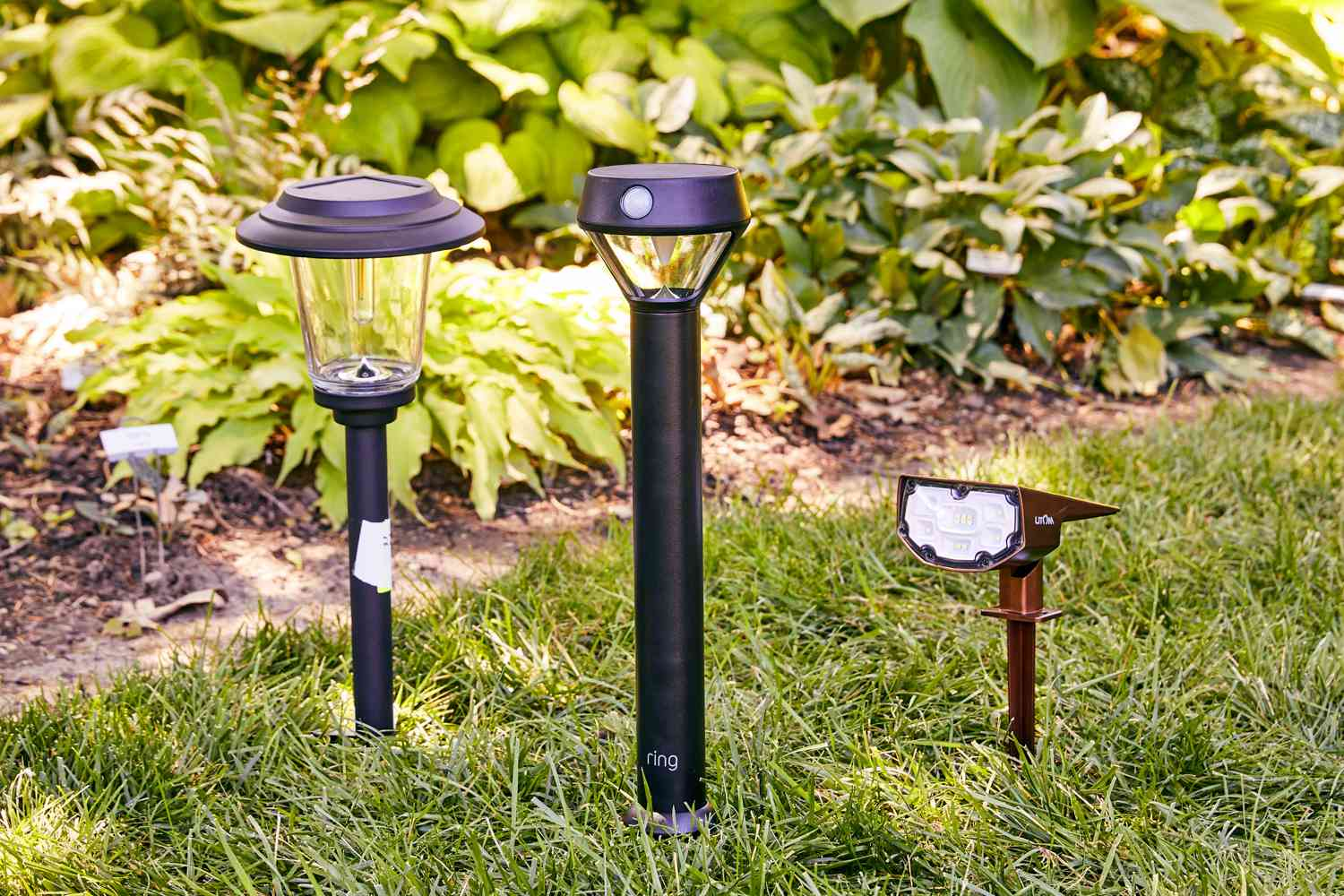 How To Charge Solar Lights Without Sun Light? 13 Sources Solars House